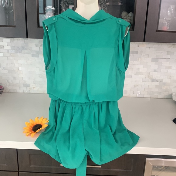 Green Romper - Picture 6 of 11